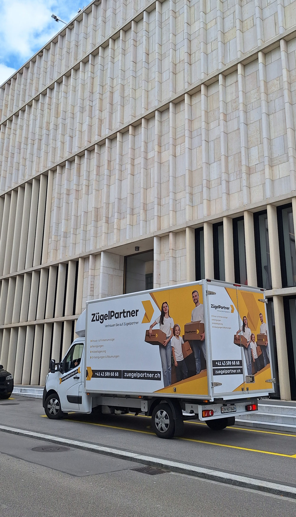 Umweltbewusste Entsorgung von Möbeln und Hausrat für Privatkunden durch die ZügelPartner GmbH